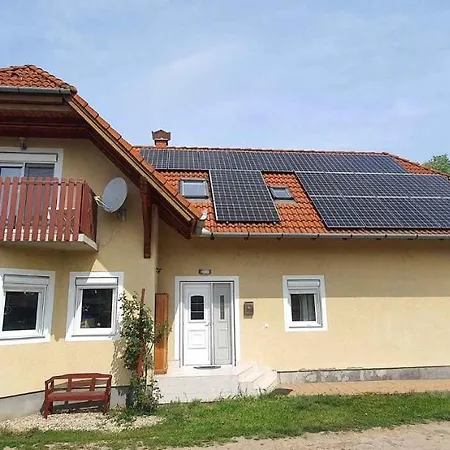 In 41047 شقة Balatonberény